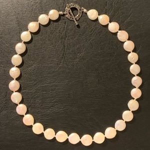 Freshwater pearls with filigree toggle clasp